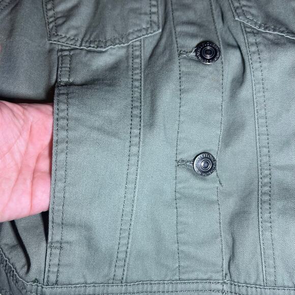 Wallflower Olive Green Denim Hooded Utility Vest Size Large - Picture 12 of 12